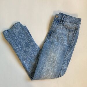 White House black market high rise everyday soft jeans-2